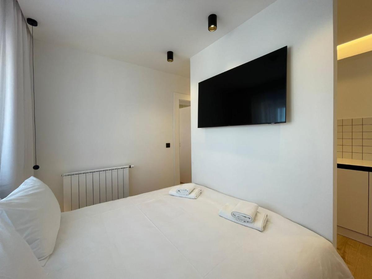 Connectin Apartments Пале Екстер'єр фото