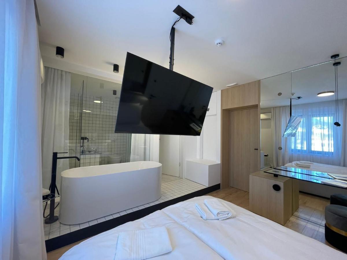 Connectin Apartments Пале Екстер'єр фото