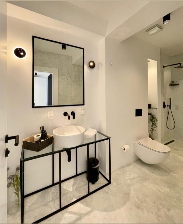Connectin Apartments Пале Екстер'єр фото