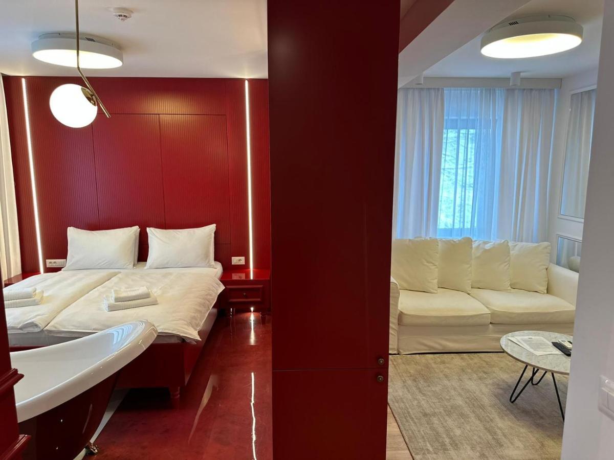 Connectin Apartments Пале Екстер'єр фото
